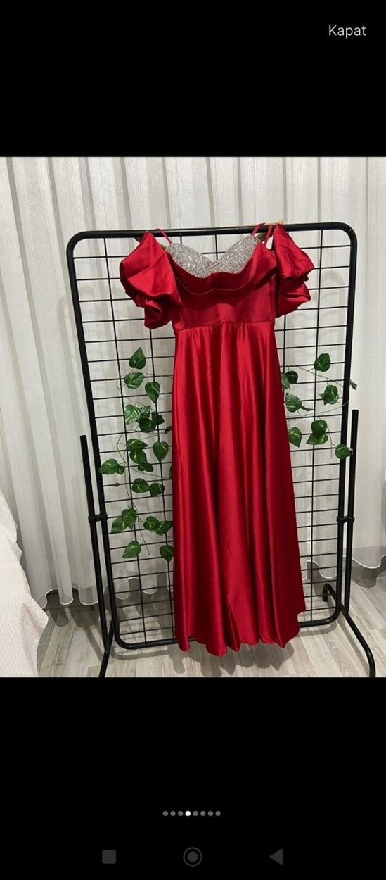 kadın kırmızı gece elbisesi - Görsel 4