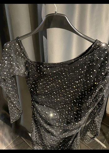 Uzun Kollu Siyah Pul Payetli Kadın Elbisesi - Görsel 2