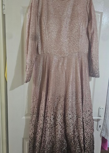 Bej Parlak Vintage Uzun Elbise