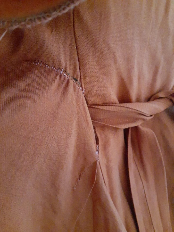 Drapeli abiye tesettür tunik - Görsel 4