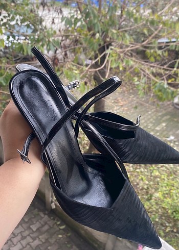 Siyah Yılan Desenli Topuklu Kadın Ayakkabı - Görsel 4