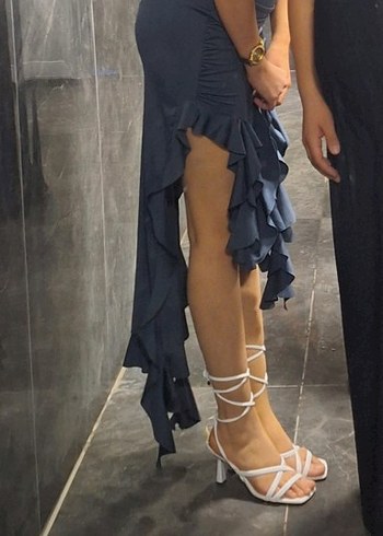 Gri Straplez Uzun Drapeli Kadın Elbise - Görsel 2