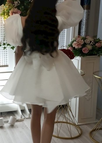 Kısa Beyaz Straplez Mini Gelinlik - Görsel 3