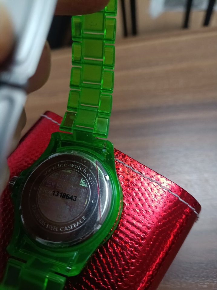 Yeşil Renkli Kadın Saat - Görsel 3