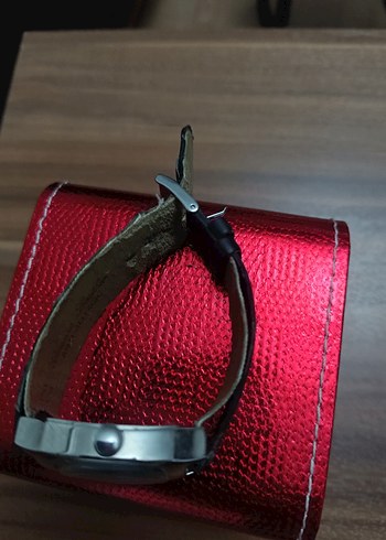 siyah Kemerli Kadın Kol Saati - Görsel 3