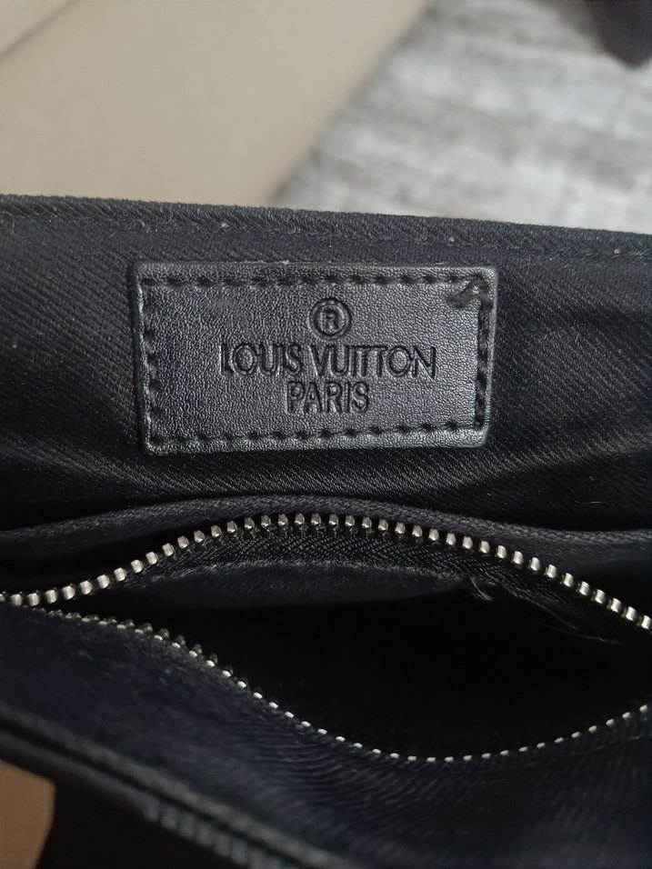 Erkek Siyah Kareli Tokalı Omuz Çantası - Görsel 2