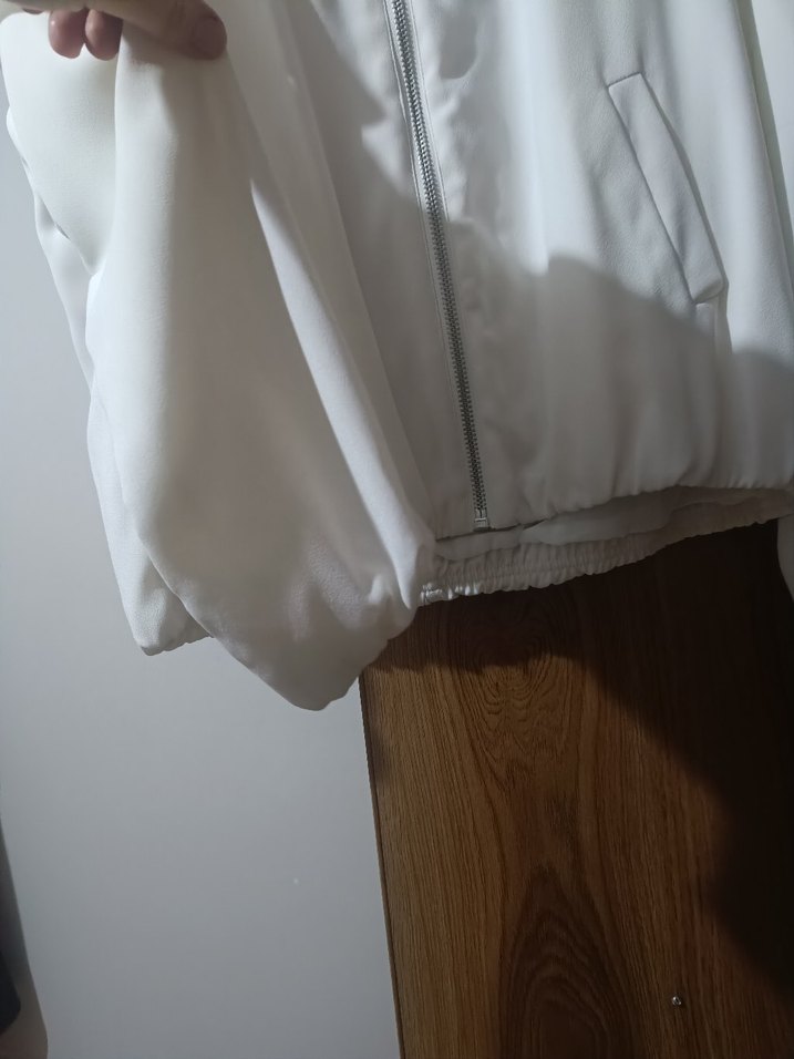 Uzun Kollu Beyaz Mini Bluz - Görsel 5