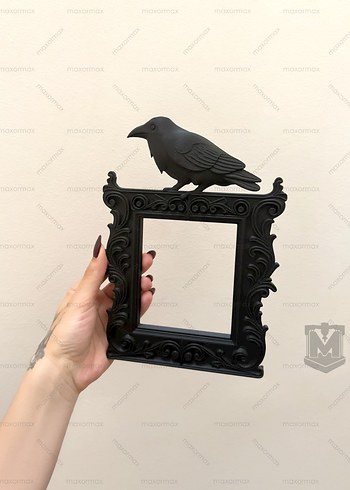 Beden Gotik Karga ve Kuzgun Temalı Çerçeve