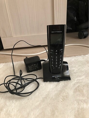 Kablolu ev telefonu