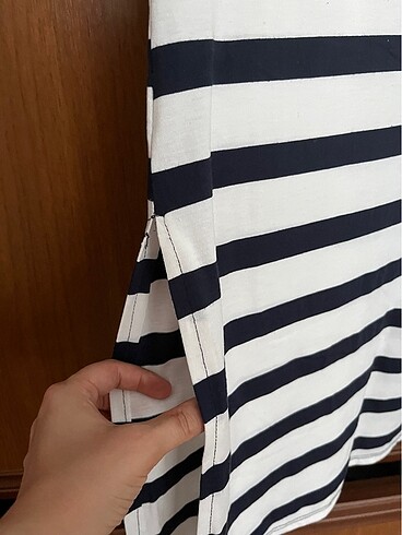 m Beden Çizgili yırtmaçlı penye elbise
