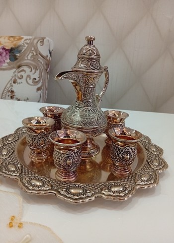Beden Diger Altın Renk Parlak Çaydanlık Seti