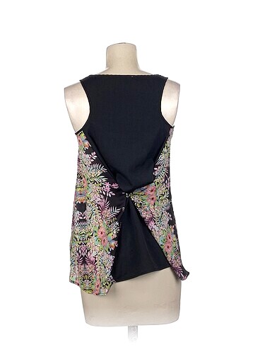 xs Beden LC Waikiki Bluz %70 İndirimli.