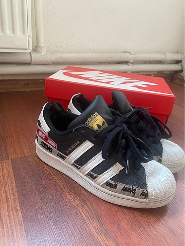 Adidas süperstar spor ayakkabı