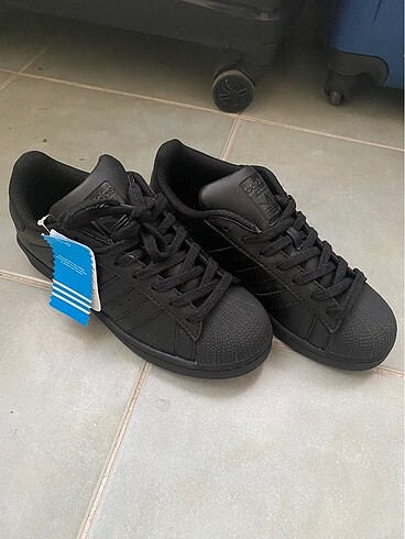 Adidas siyah süperstar