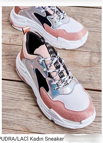 Bambi Sneakers