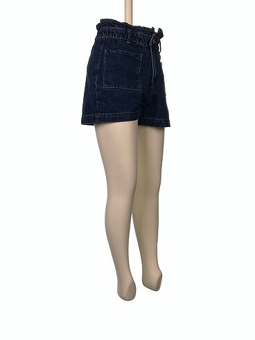 Zara Zara Mini Şort %70 İndirimli.