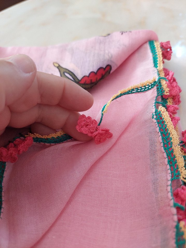 Pembe Renkli Fırfırlı Bohem Kadın Fuları - Görsel 3