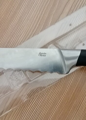 Jamie oliver, ekmek bıçağı