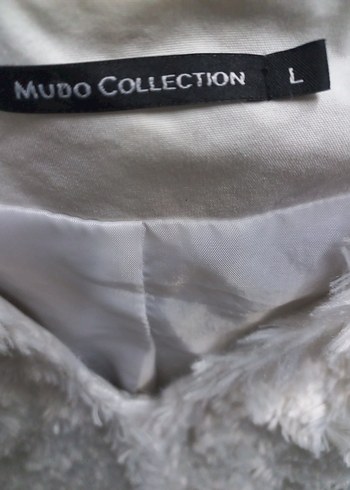 Beyaz Tüylü Kolsuz Kadın Yelek - Görsel 6