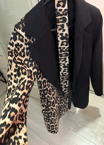 Zara Leopar Desenli Siyah Blazer Ceket