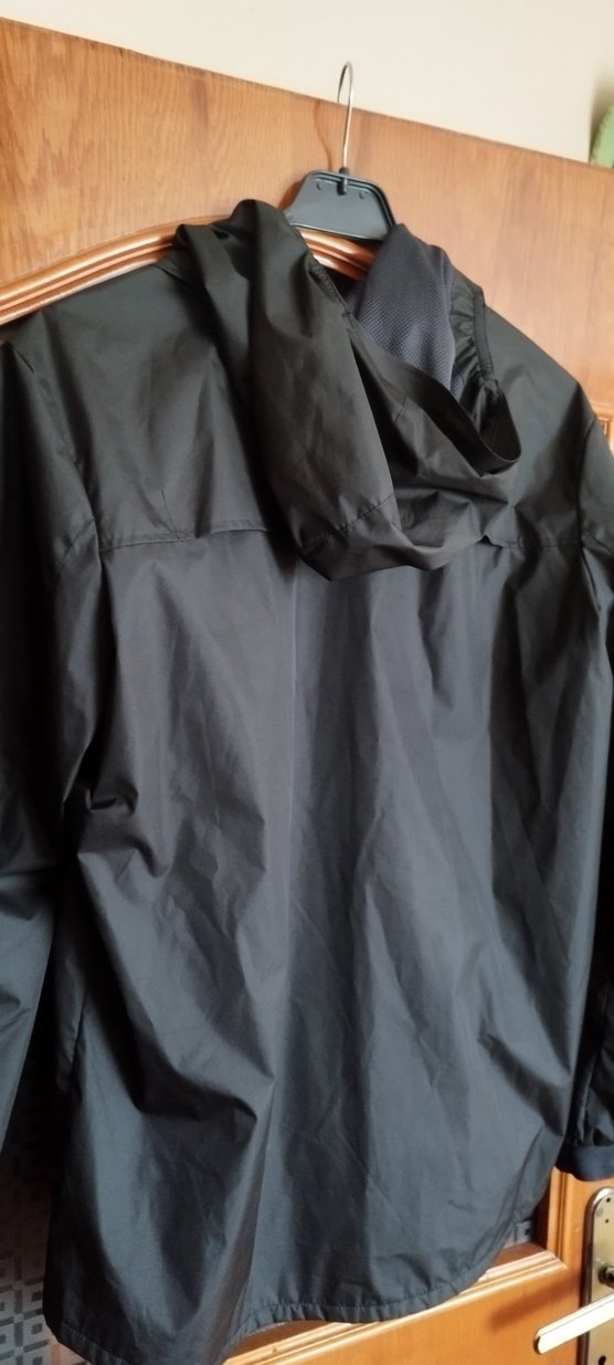 Siyah Erkek Fermuarlı Yağmurluk - Görsel 3