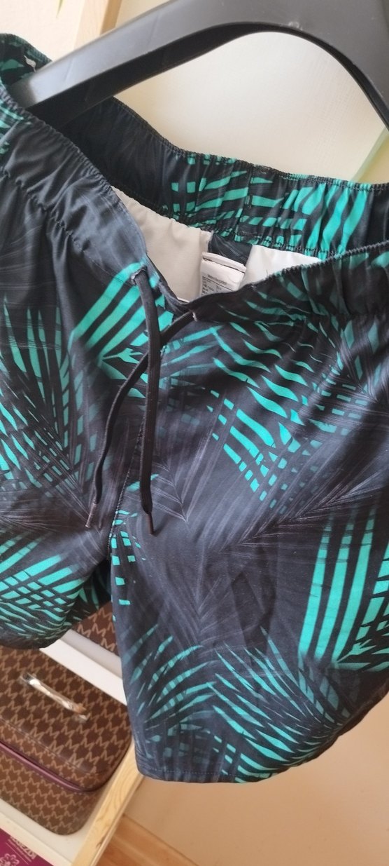 Erkek Mavi Batik Desenli Bol Kesim Şort - Görsel 2