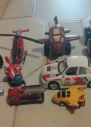 çeşitli oyuncaklar - Görsel 18