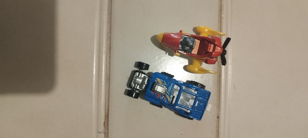 çeşitli oyuncaklar - Görsel 2