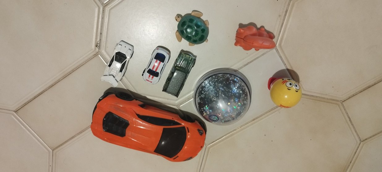 çeşitli oyuncaklar - Görsel 4