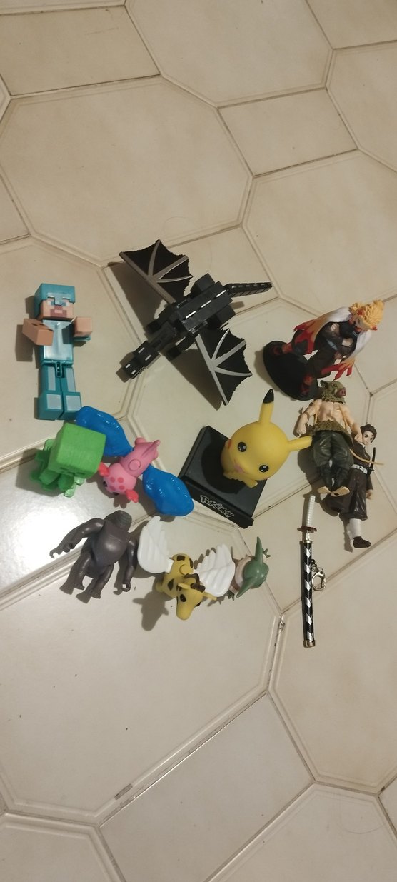 çeşitli oyuncaklar - Görsel 2