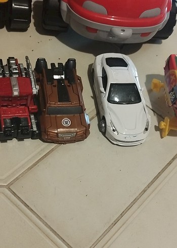 çeşitli oyuncaklar - Görsel 2