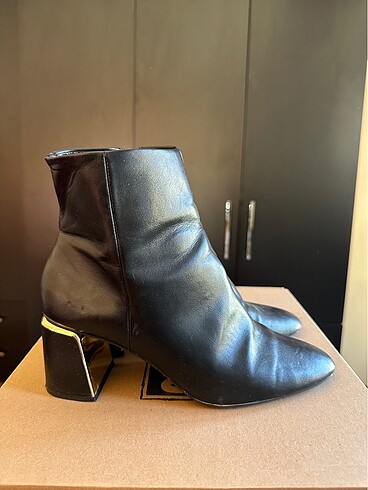 Zara 41 Numara Bot