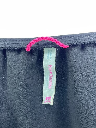 m Beden siyah Renk Bershka Bluz %70 İndirimli.