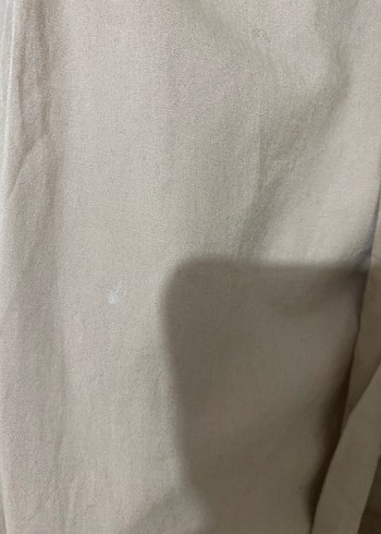 Bej V Yaka Düğmeli elbise - Görsel 3