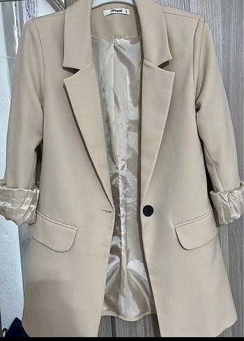 Bej Kadın Düğmeli Blazer Ceket