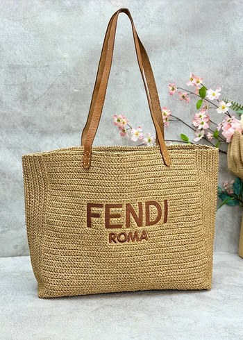 Fendi Nakışlı Örgü Kadın Çanta