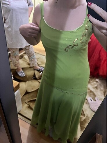 m Beden Fıstık yeşili elbise