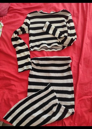 s Beden Zebra Desenli Siyah Midi Triko Elbise