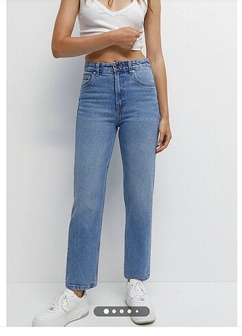 Pull and Bear Pull and bear jeans