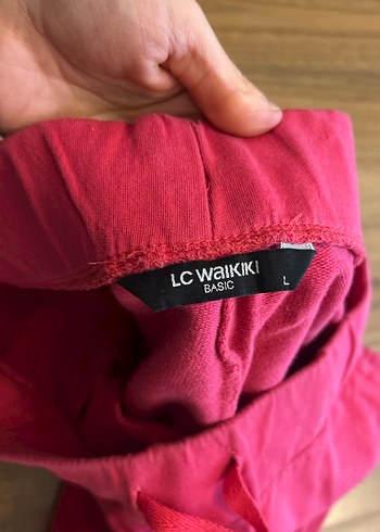 Pembe Rahat Kesim Şort - Görsel 3