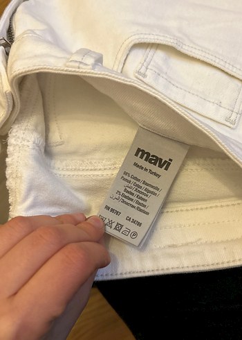 Beyaz Kadın Midi Bermuda Şort - Görsel 6