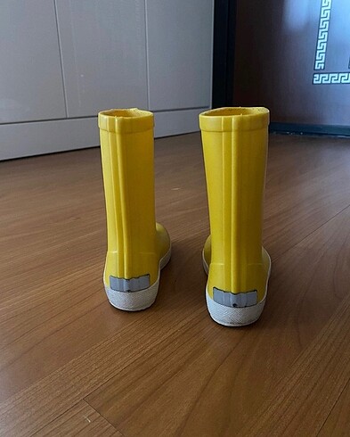 23 Beden sarı Renk İgor bot