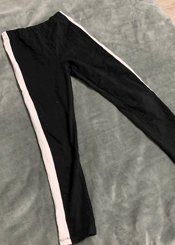 Kız Çocuk Yeşil Baskılı Street Wear Tayt - Görsel 2