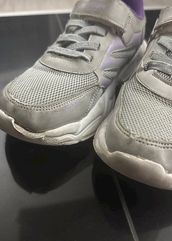 Mor Detaylı Kız Çocuk Spor Ayakkabı - Görsel 3