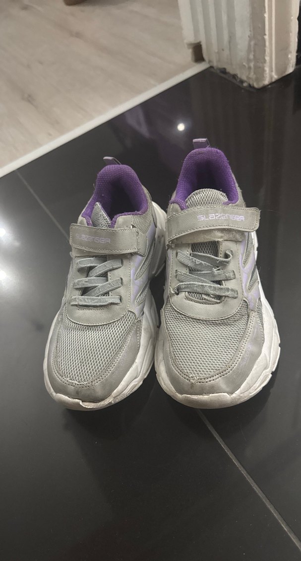 Mor Detaylı Kız Çocuk Spor Ayakkabı - Görsel 2