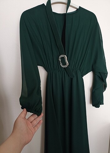 Zümrüt yeşili boydan elbise 