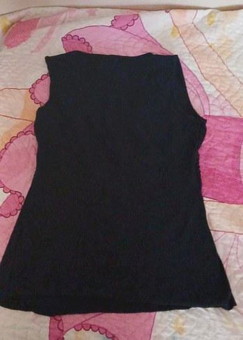 Siyah V Yakalı Kolsuz Bluz - Görsel 3