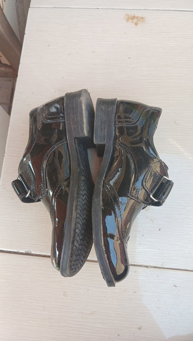 Siyah Tokalı Erkek Çocuk Ayakkabısı - Görsel 2