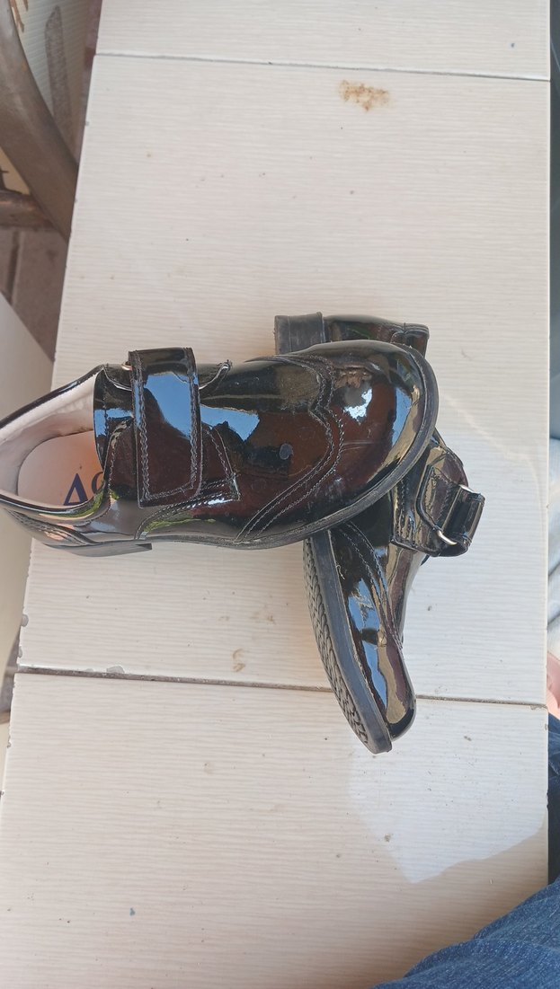 Siyah Tokalı Erkek Çocuk Ayakkabısı - Görsel 3