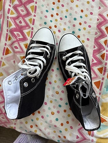 Converse Converse